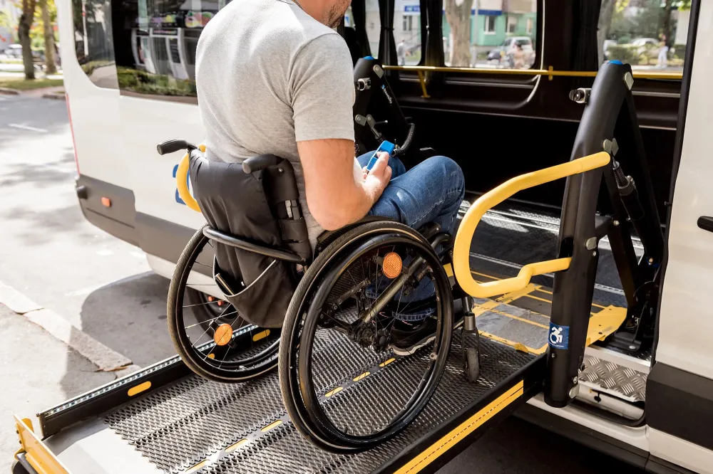 Transport De Personnes À Mobilité Réduite à Châteaudun